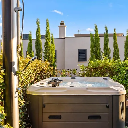 Pure Bliss With Jacuzzi - Happy Tisno